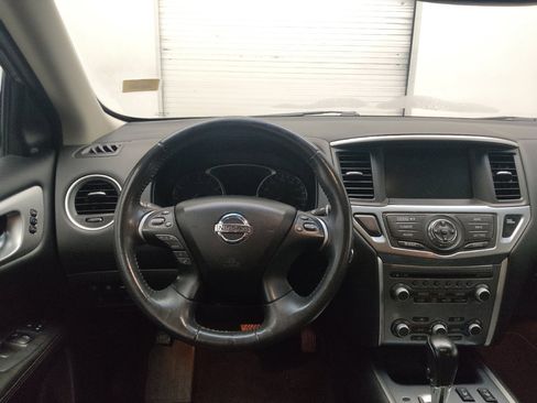 Used 2017 Nissan Pathfinder SL AWD/4WD image 22