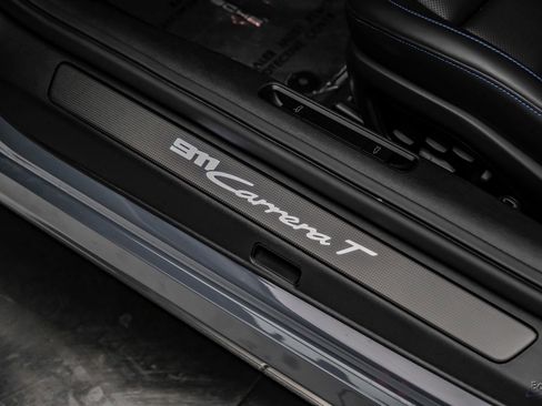 Used 2025 Porsche 911 Carrera T image 38