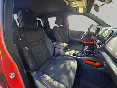 New 2026 Nissan Frontier PRO-4X w/ Pro-4x Convenience Package image 13