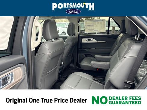 New 2026 Ford Explorer Active image 5