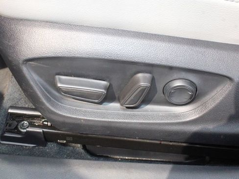 Certified 2022 Toyota Camry XSE w/ Navigation Package FWD image 22