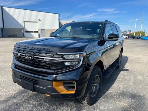 New 2025 Ford Expedition Tremor image 3