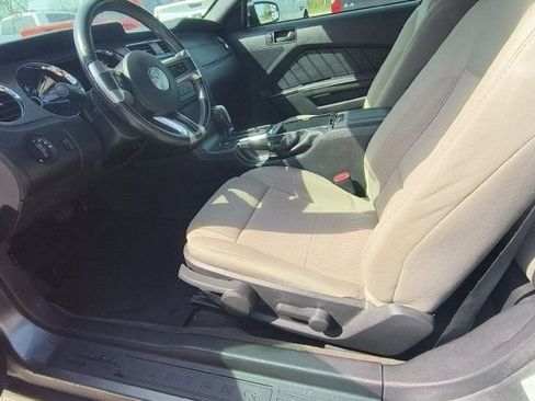Used 2014 Ford Mustang GT RWD image 9