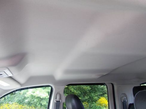 Used 2015 RAM 3500 Laramie image 31