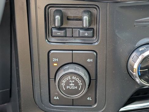 New 2025 Ford F150 Raptor AWD/4WD image 39