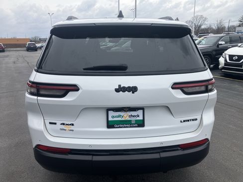 Used 2023 Jeep Grand Cherokee L Limited w/ Black Appearance Package image 6