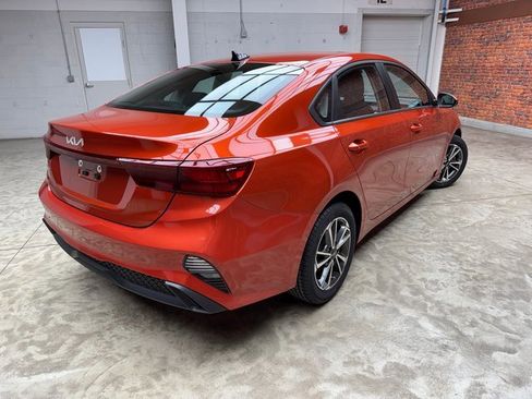 Used 2023 Kia Forte LXS image 5