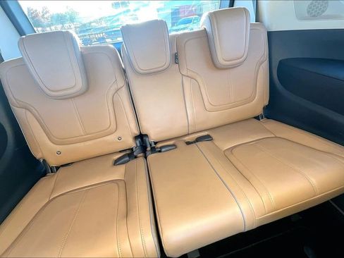 Certified 2025 INFINITI QX80 Sensory image 36