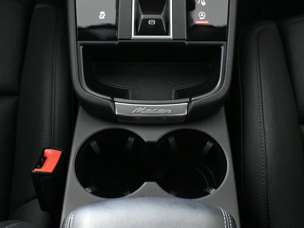 Used 2023 Porsche Macan S AWD/4WD image 26