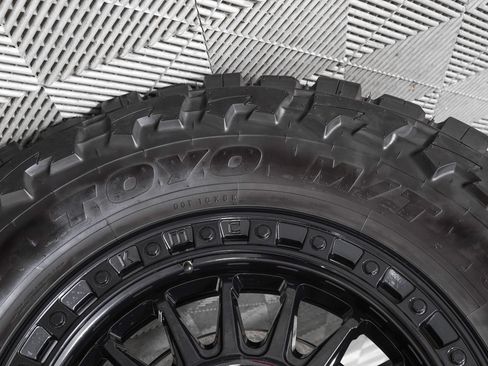 Used 2026 Ford F150 Raptor w/ Equipment Group 803A Raptor R AWD/4WD image 35