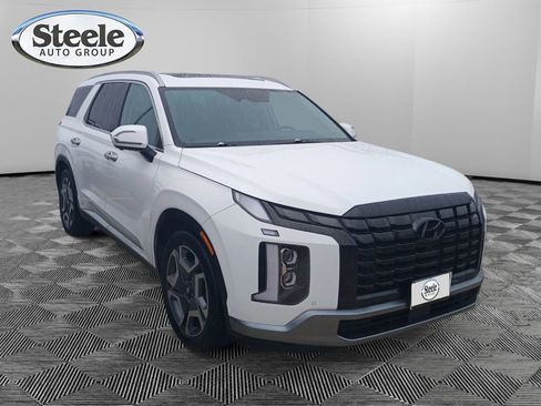 Used 2024 Hyundai Palisade Limited image 3