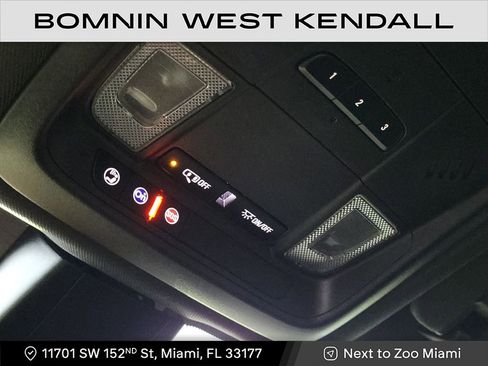 Used 2023 Chevrolet Blazer RS w/ Enhanced Convenience Package image 25