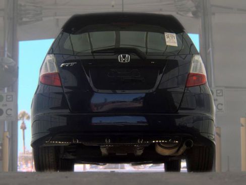 Used 2010 Honda Fit Sport image 5