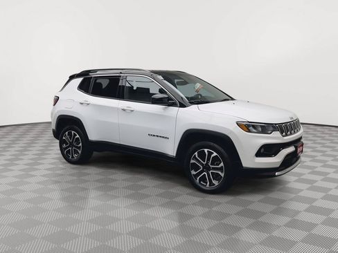 Used 2023 Jeep Compass Limited AWD/4WD image 38