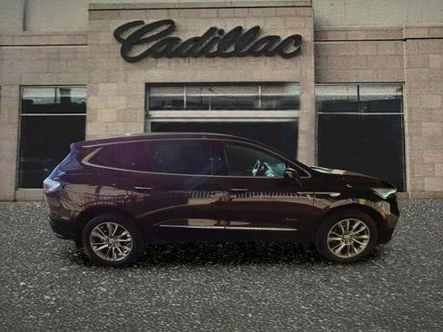 Used 2024 Buick Enclave Avenir w/ Avenir Technology Package AWD/4WD image 6