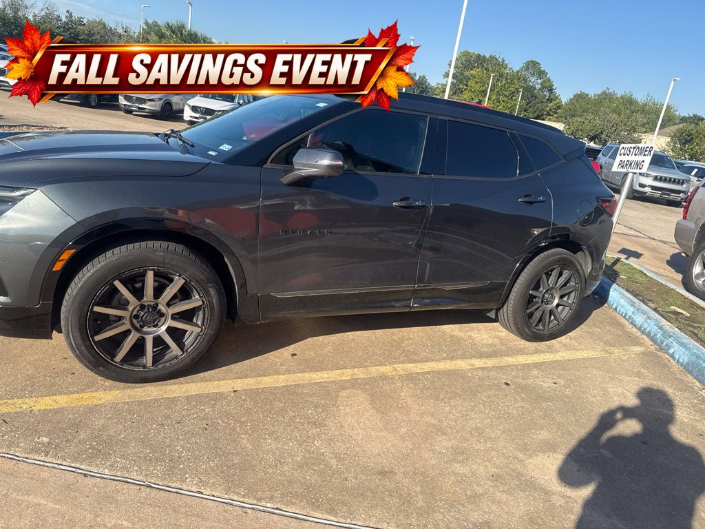 Used 2019 Chevrolet Blazer RS FWD image 2