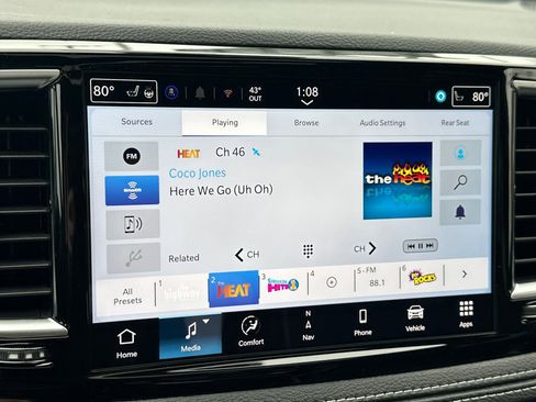 New 2026 Chrysler Pacifica Limited w/ Uconnect Theater Family Group image 20