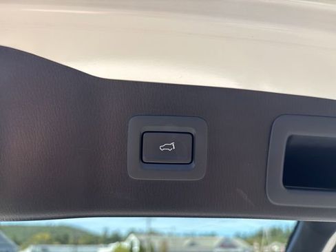 Used 2024 MAZDA CX-5 AWD 2.5 S w/ Premium Package image 12