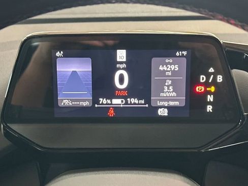 Certified 2022 Volkswagen ID.4 Pro S image 32