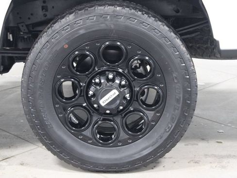 Used 2025 Ford F250 Lariat w/ Black Appearance Package AWD/4WD image 16