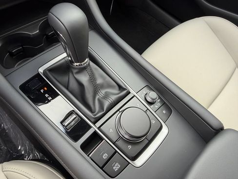 New 2026 MAZDA MAZDA3 2.5 S Sedan w/ Preferred Pkg FWD image 23