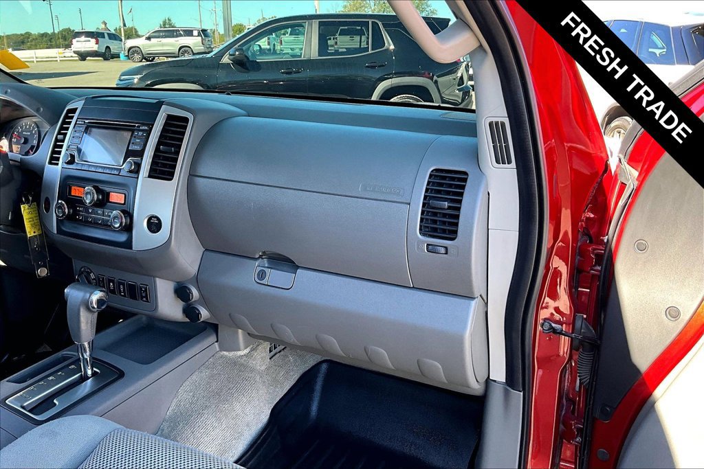 Used 2016 Nissan Frontier SV w/ SV Value Truck Package AWD/4WD image 26