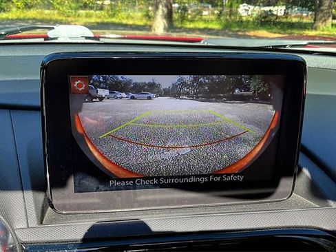 Used 2019 MAZDA MX-5 Miata RF Grand Touring image 12