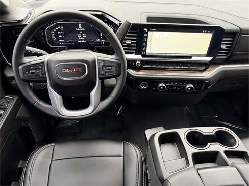 Used 2024 GMC Sierra 1500 Elevation image 12