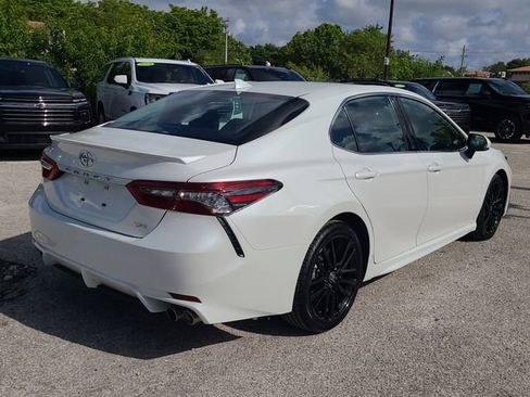 Used 2024 Toyota Camry XSE FWD image 3