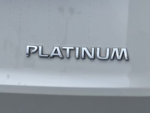 Used 2023 Nissan Rogue Platinum w/ Platinum Premium Package image 33