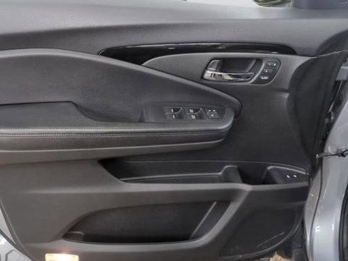 Used 2019 Honda Passport Touring image 18