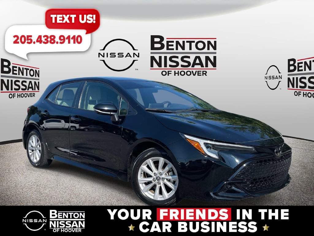Used 2025 Toyota Corolla SE FWD image 1