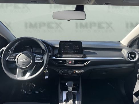 Used 2024 Kia Forte LXS image 11