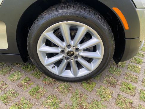 Used 2016 MINI Cooper Clubman image 9