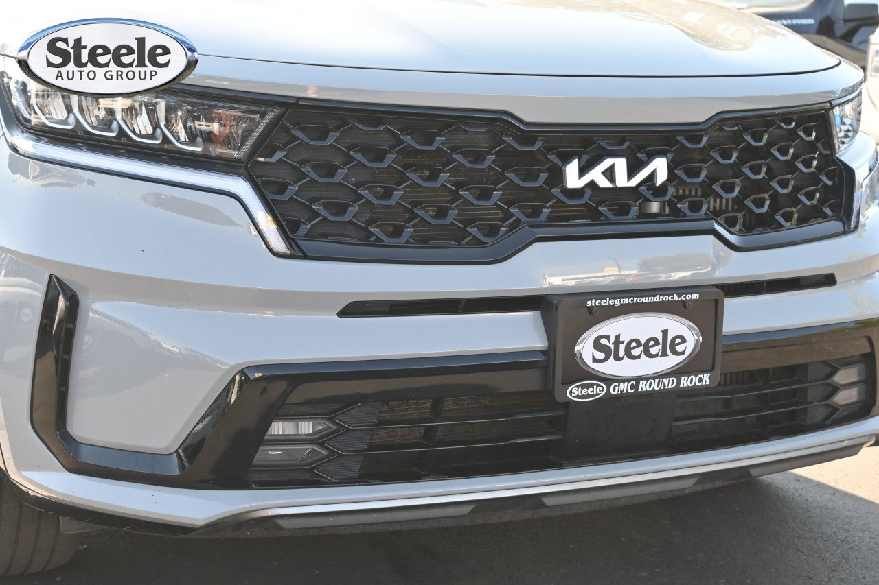 Used 2023 Kia Sorento EX w/ Panoramic Sunroof Package FWD image 29