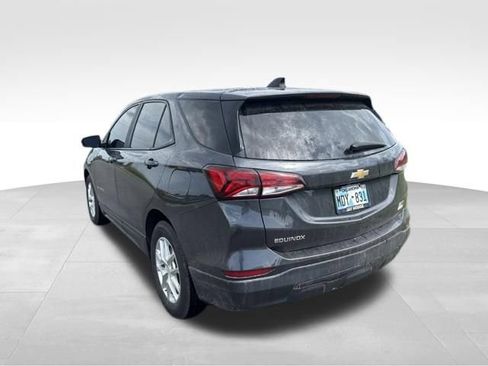Used 2022 Chevrolet Equinox LS w/ LS Convenience Package FWD image 5