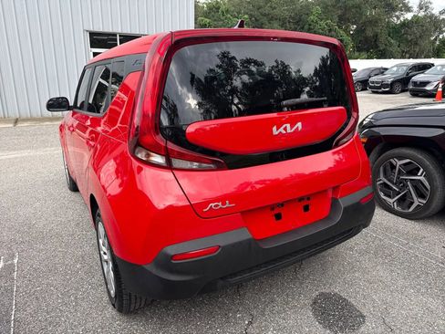 Used 2022 Kia Soul LX FWD image 10