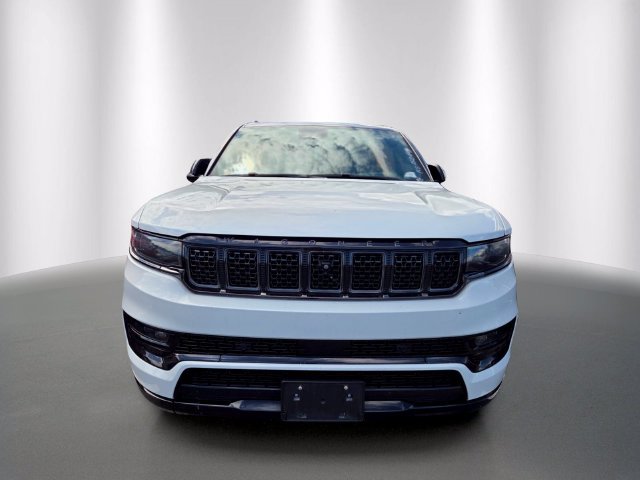 Used 2024 Jeep Grand Wagoneer L Series II w/ Quick Order Packagew 28T AWD/4WD image 6