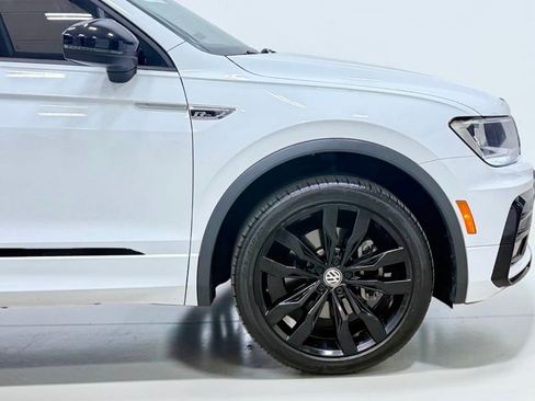 Used 2021 Volkswagen Tiguan SE R-Line AWD/4WD image 14