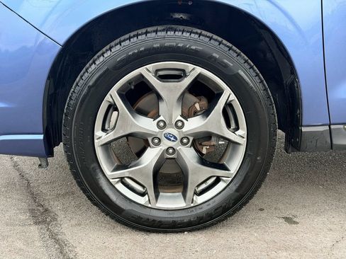 Used 2017 Subaru Forester 2.5i Touring AWD/4WD image 28