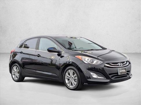 Used 2013 Hyundai Elantra GT FWD image 4