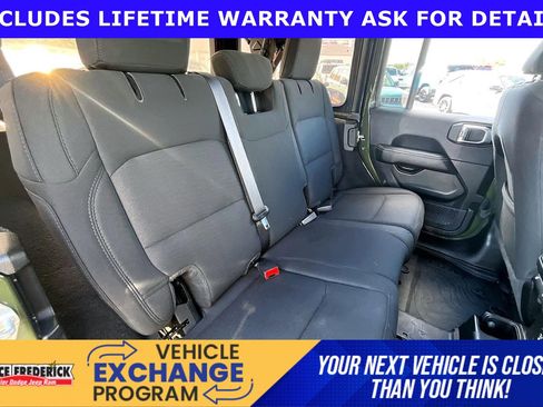 Used 2021 Jeep Wrangler Unlimited Sahara w/ Safety Group AWD/4WD image 22