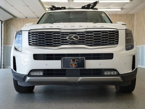Used 2020 Kia Telluride SX w/ SX Prestige Package AWD/4WD image 2