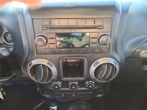 Used 2012 Jeep Wrangler Sport image 18