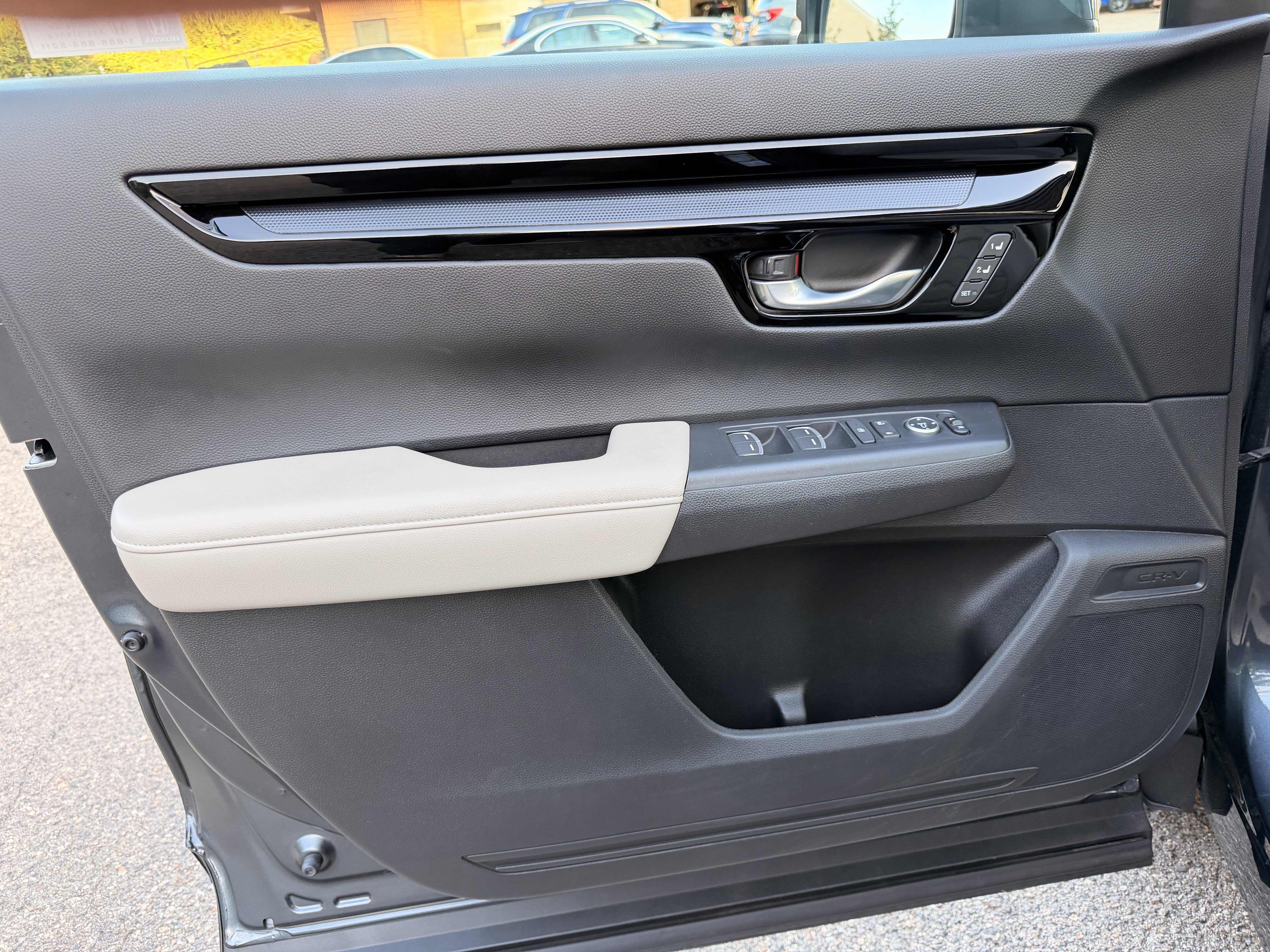 Used 2024 Honda CR-V EX-L image 12