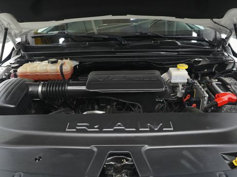 Used 2020 RAM 1500 Big Horn AWD/4WD image 28