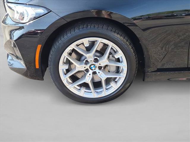 Used 2025 BMW 330i Sedan w/ Convenience Package RWD image 25