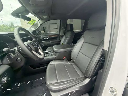 Used 2024 GMC Sierra 1500 Denali w/ Denali Reserve Package AWD/4WD image 11