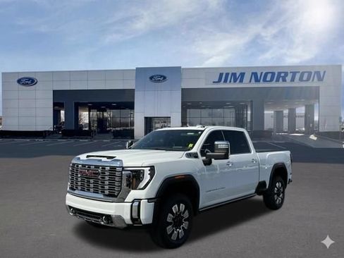 Used 2025 GMC Sierra 2500 Denali w/ Denali Reserve Package AWD/4WD image 9
