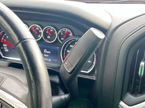 Used 2020 Chevrolet Silverado 1500 LT Trail Boss image 13